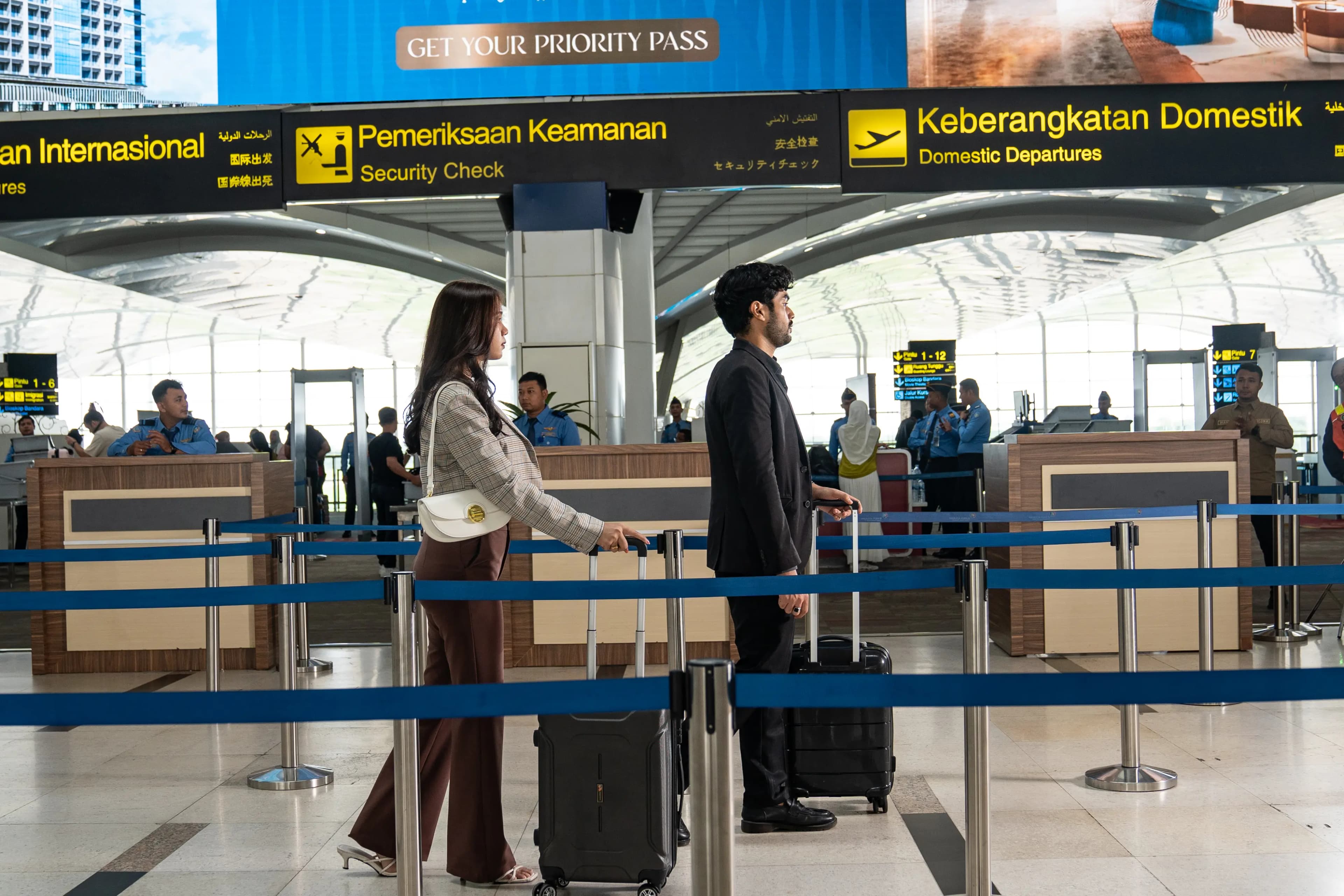 Pemeriksaan keamanan Bandara Kualanamu